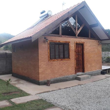 Chale Encanto Do Ceu Sapucai-Mirim Exterior photo